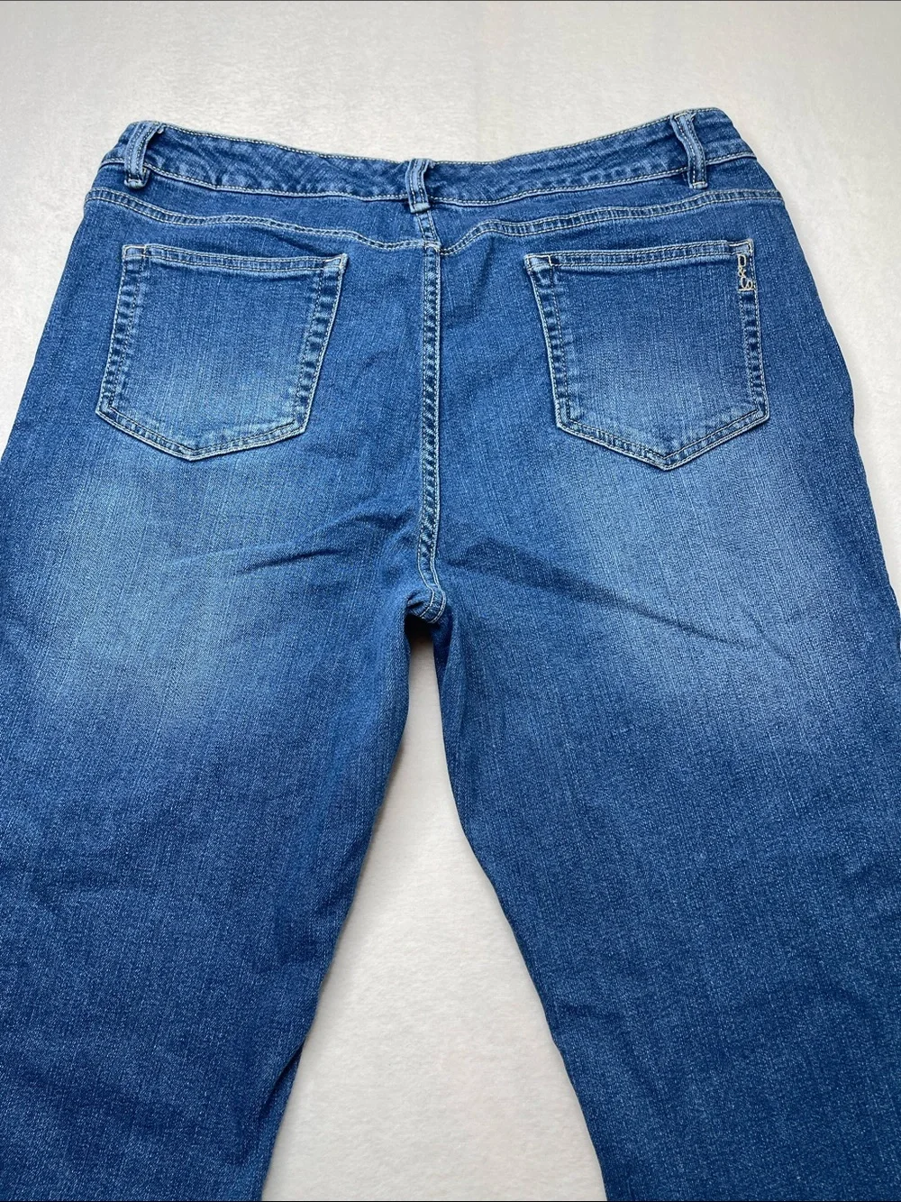 D&CO Classic Women's Blue Denim Jeans SIZE 16P